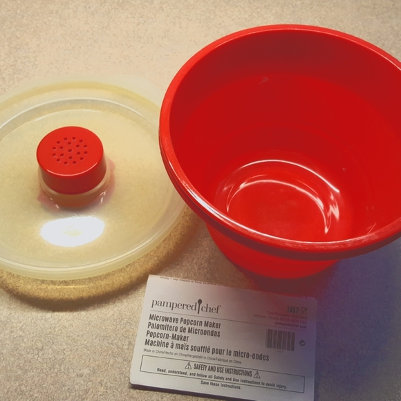 Pampered Chef Popcorn Popper #1457 Red Silicone 5"H x 7"W - Picture 6 of 8